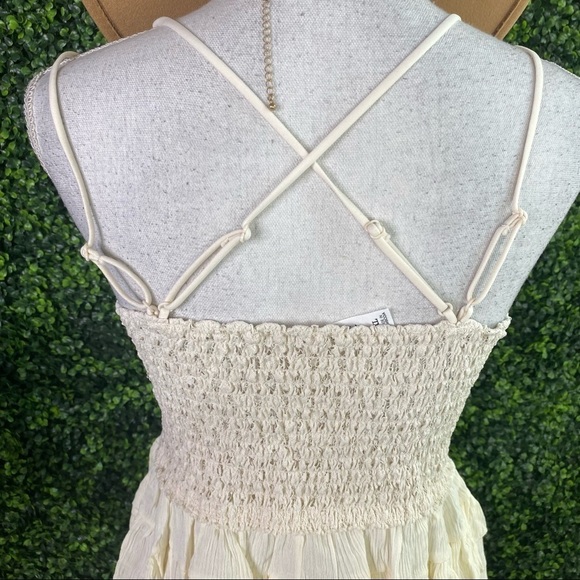 Bella lace top in ivory cream 🔥 - Picture 10 of 11